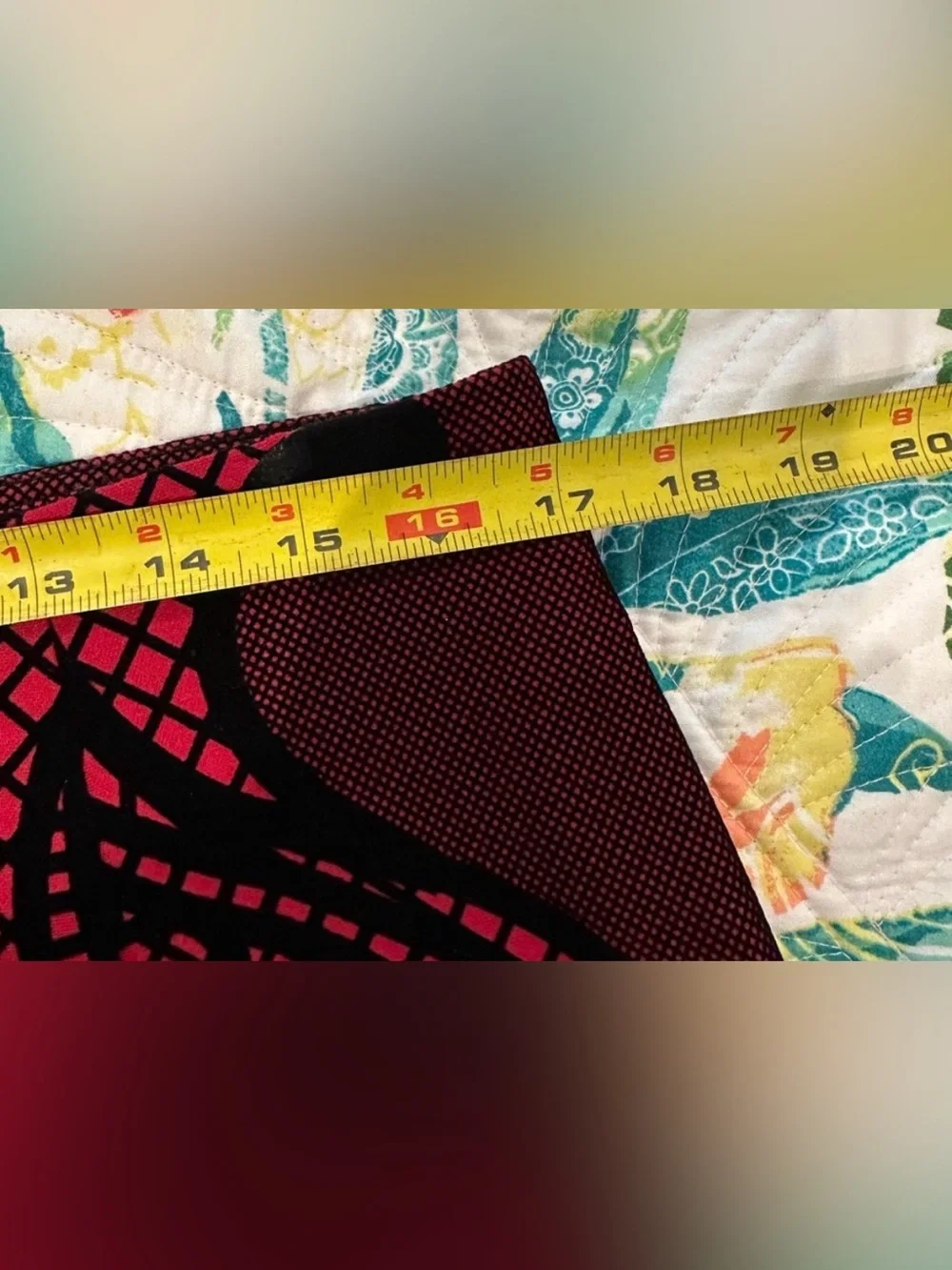 Women’s ECI large Red & Black Patterned midi Skirt